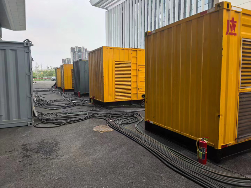 南充不同季节柴油发电机组保养有哪些注意事项？