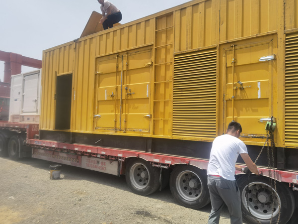 南充发电机出租100KW发电机需要什么规格的电缆线？